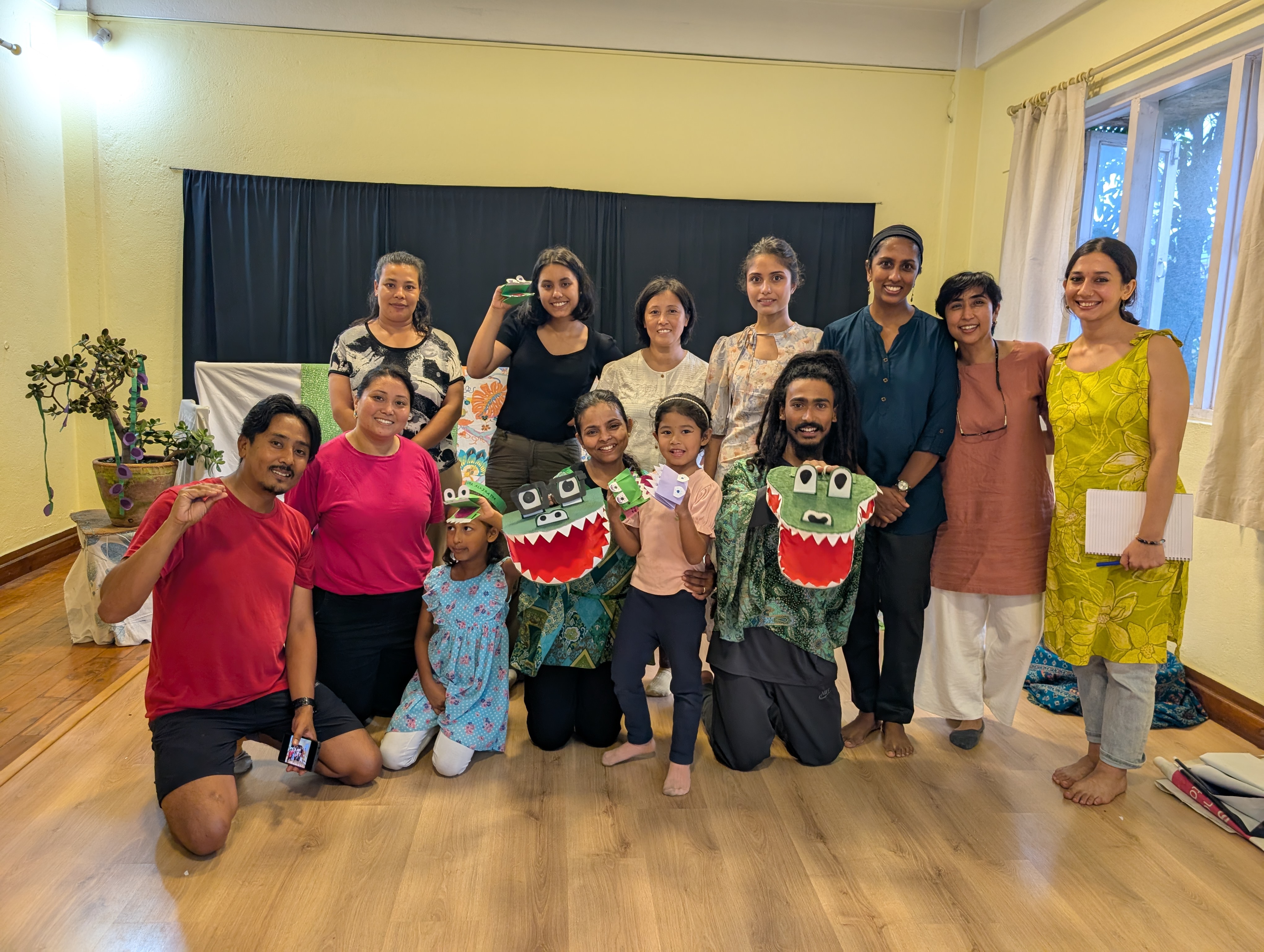 Alli the Alligator came at Nritya Aagan